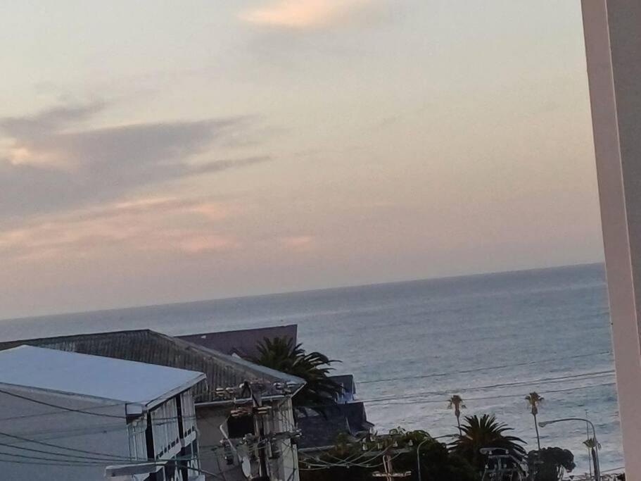 Fresh Atlantic Ocean View Halaal